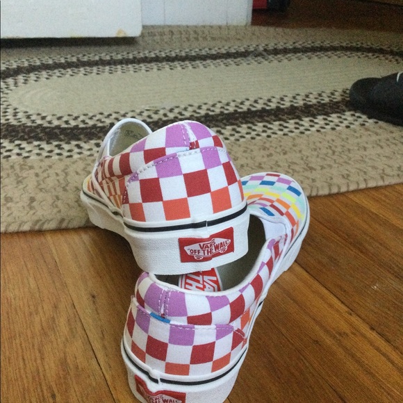 Rainbow checkered Vans - Picture 2 of 14